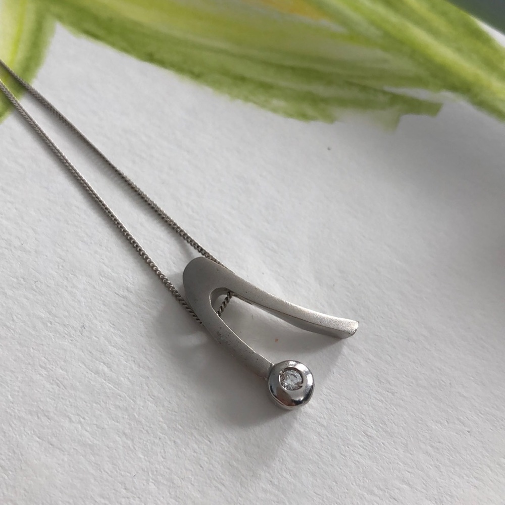 14k necklace with pendant